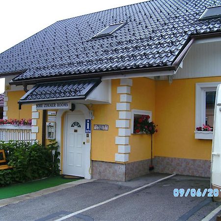 Mekina Guesthouse Μαριμπόρ Εξωτερικό φωτογραφία